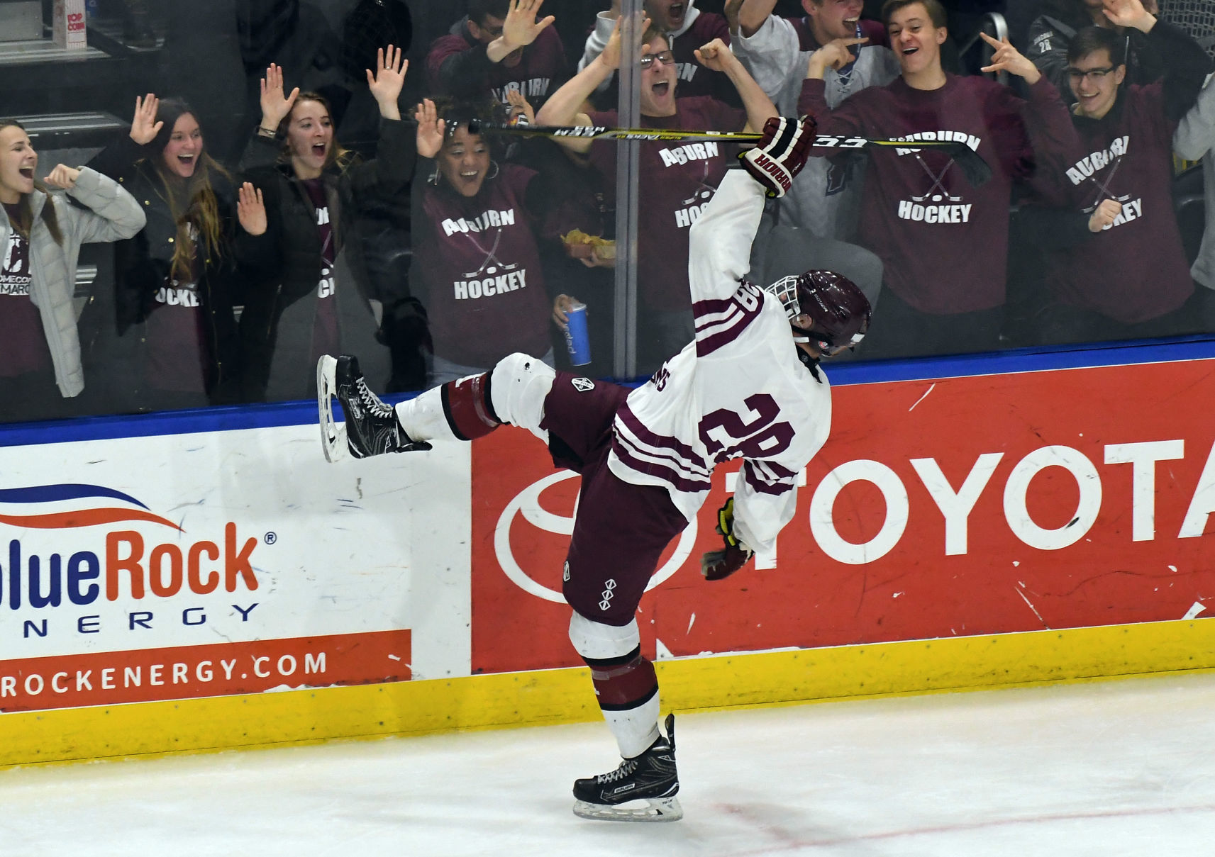 Auburn Clinton Hockey 12.JPG